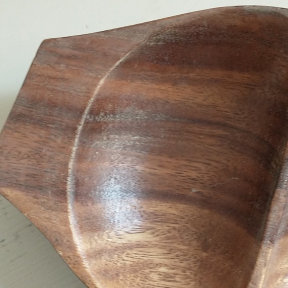 hand-carved 3 section wooden bowl - Picture 10 of 16